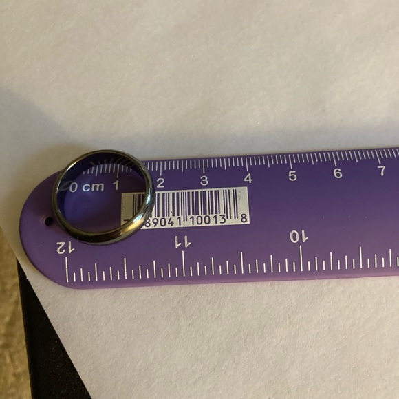 Dark silver costume jewelry ring - Picture 5 of 5